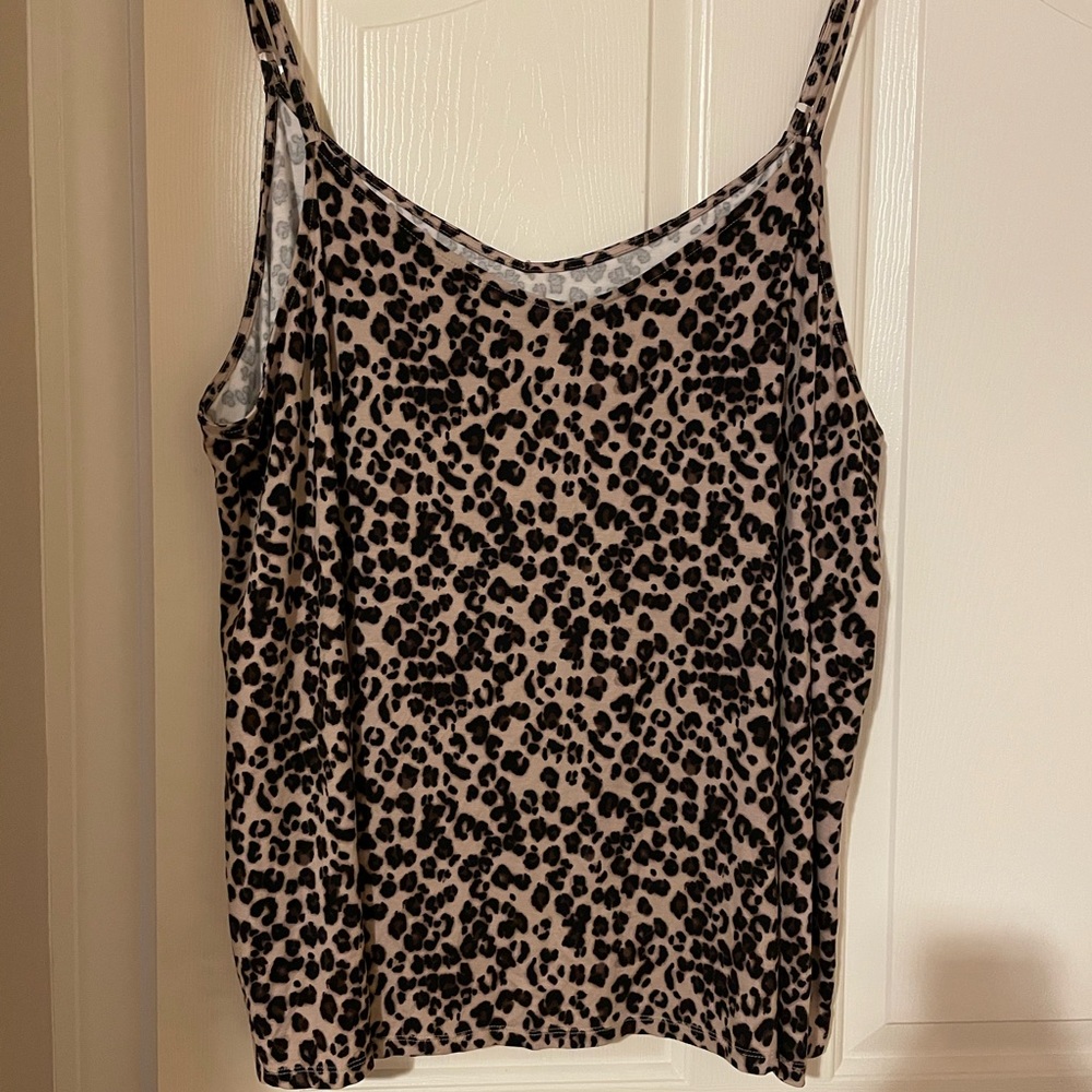 Torrid Super Soft Tank Size 5